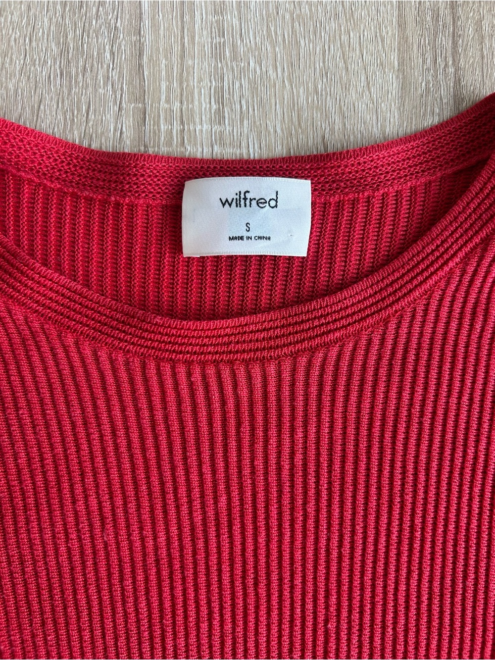 Wilfred Red Ribbed Crewneck Sweater Linen Blend Lightweight Aritzia S Small - Picture 3 of 5